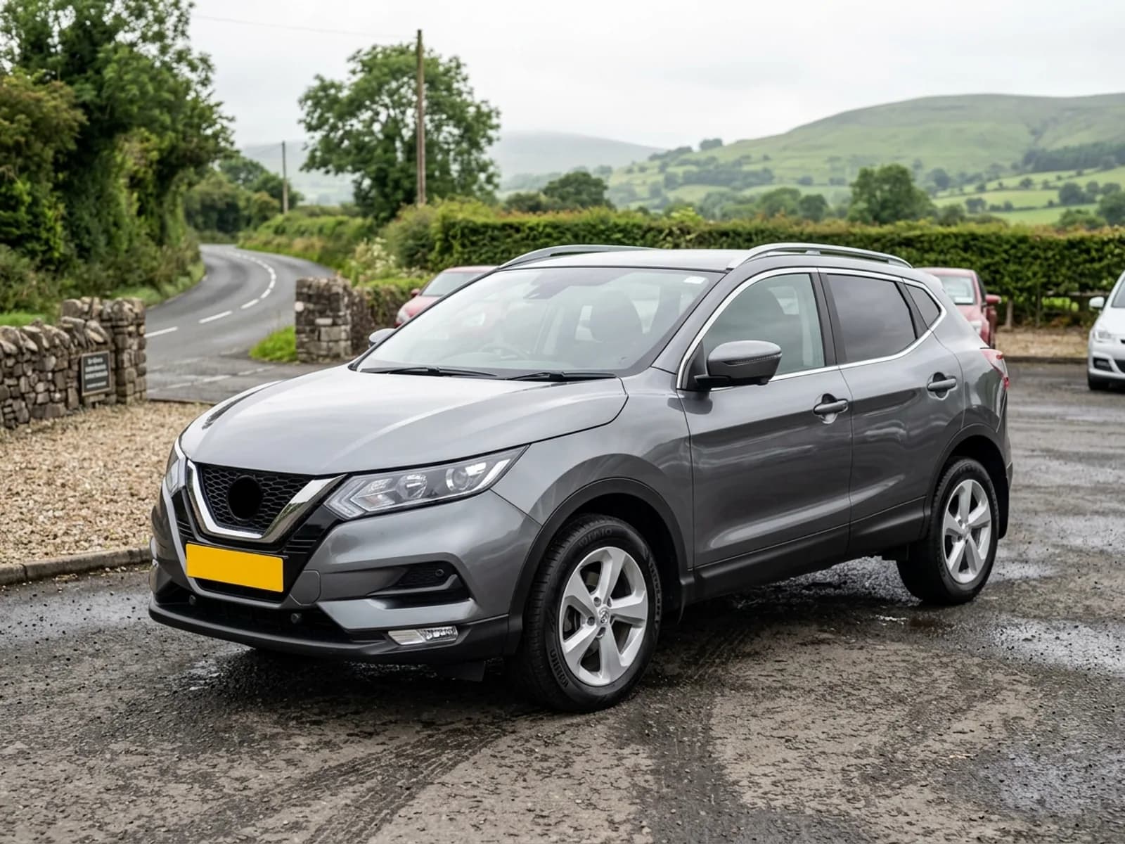 2019 Nissan Qashqai, front three quarter view on the forecourt